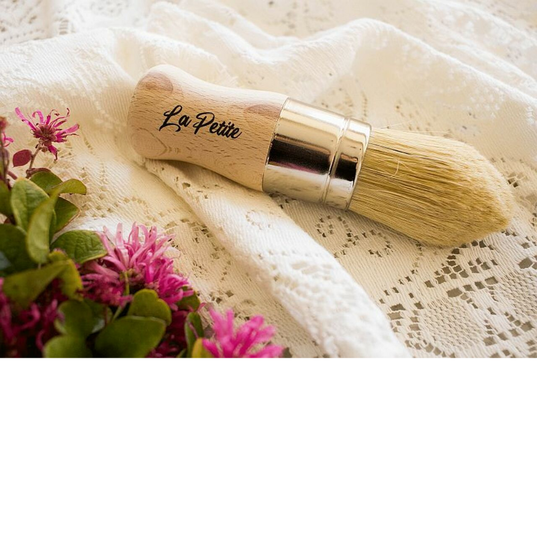 La Petite Brush